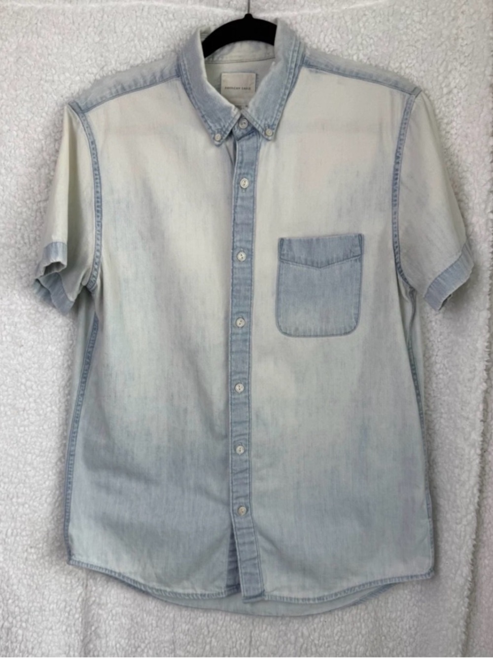 Denim Button Down Short Sleeve American Eagle Faded Light Wash Blue Medium